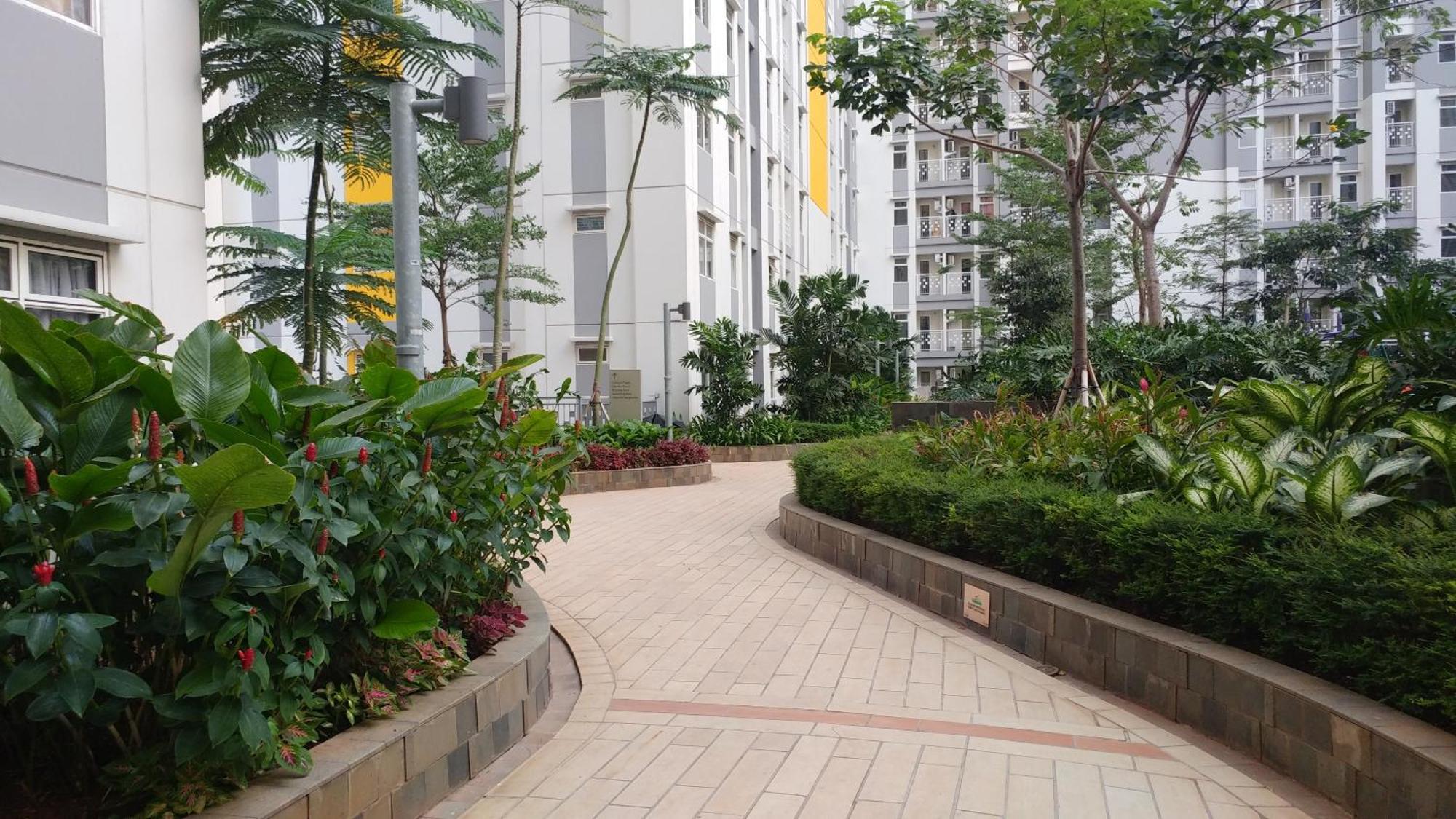 Modern And Comfortable Studio Apartment Springlake Summarecon Near Summarecon By Travelio เบกาซิ ภายนอก รูปภาพ